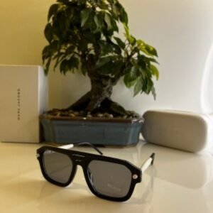 MARC JACOBS 9602 BLACK 337