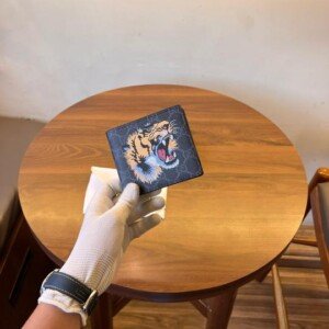 GUCCI PREMIUM LEATHER WALLET WITH OGBOX CARDS DUSTBAG TAGS ETC F90